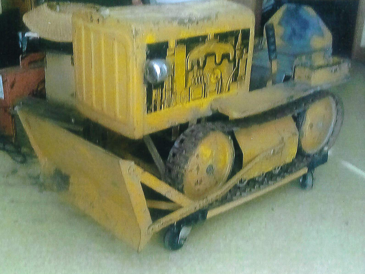 Electric Motor Driven Junior Caterpillar Crawler Tractor