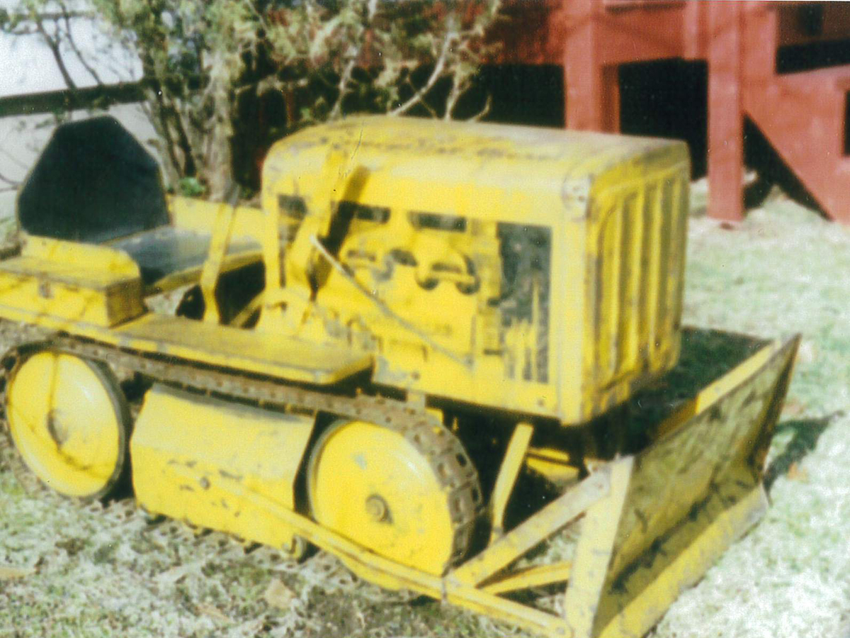 Electric Motor Driven Junior Caterpillar Crawler Tractor